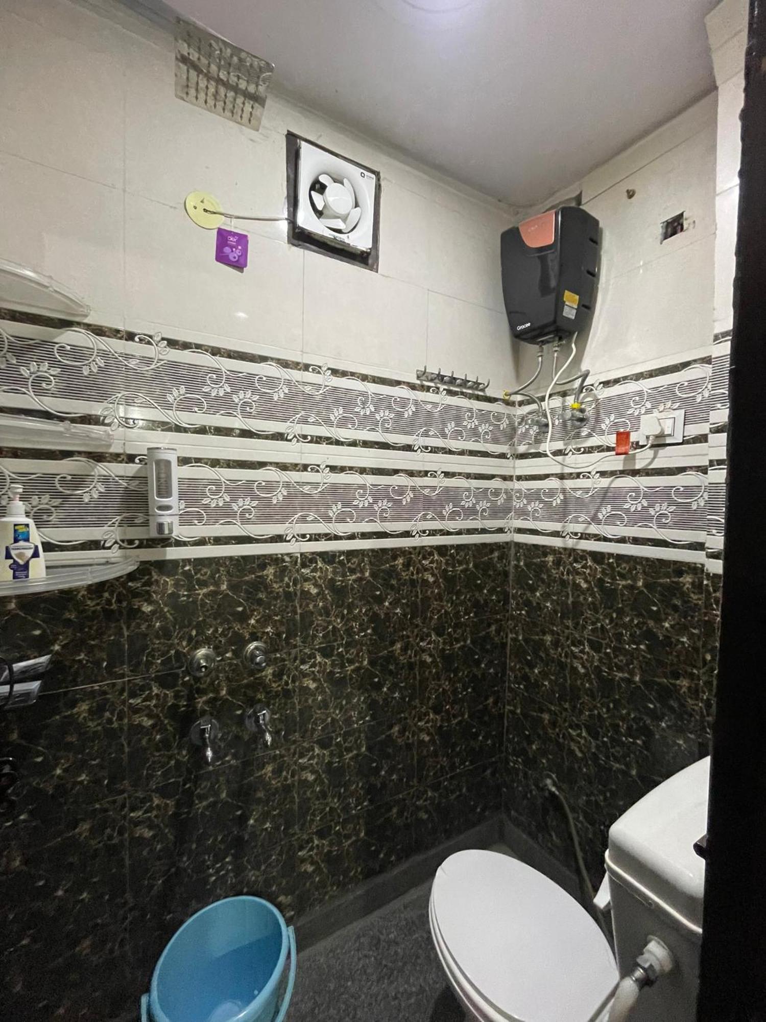 2bhk Manipal Hospital Delhi